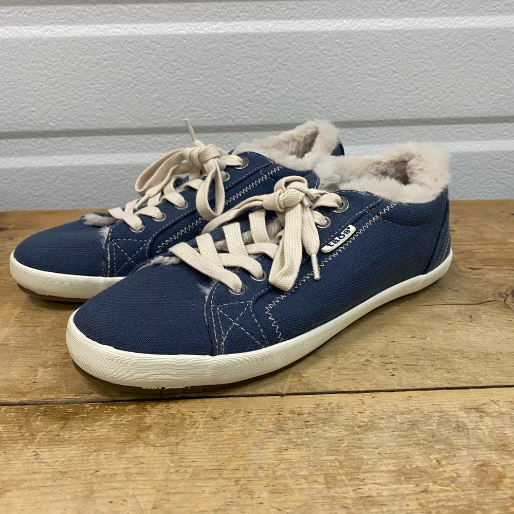 Taos Footwear Starline Lined Sneaker Shoes Women's Size 8.5 Blue Faux Fur